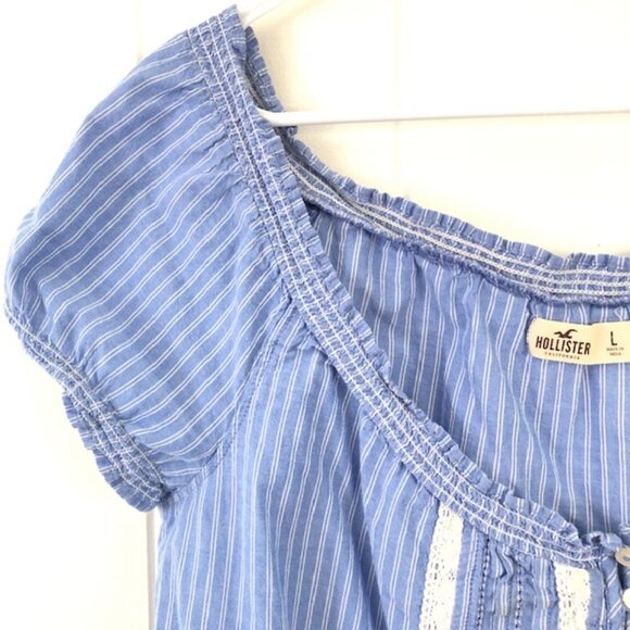 Hollister Blue & White Blouse with Lace Detail and Elastic Neckline Large - Picture 3 of 9
